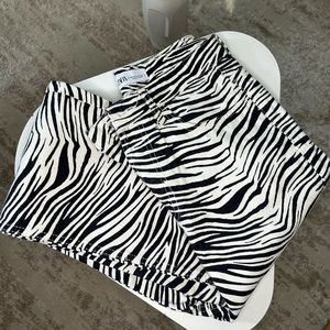 Zara White and black jeans
